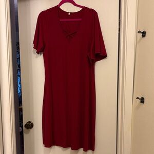 Elegant Burgundy V-Neck Dress